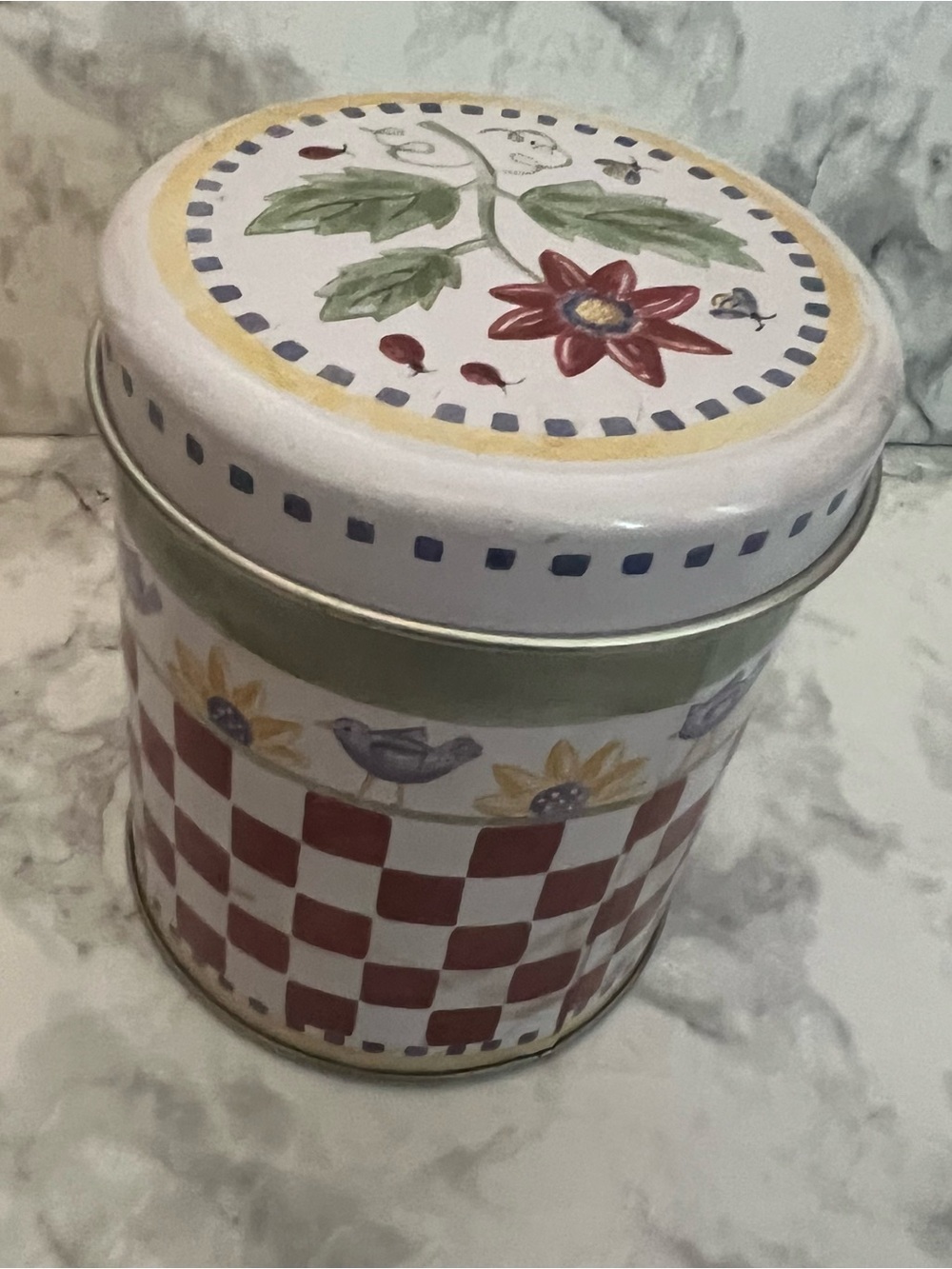 Vintage Cottagecore Tin with Lid